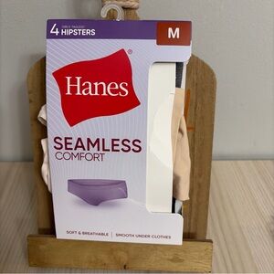 Hanes New! Seamless Comfort Hipsters - size M 8-10